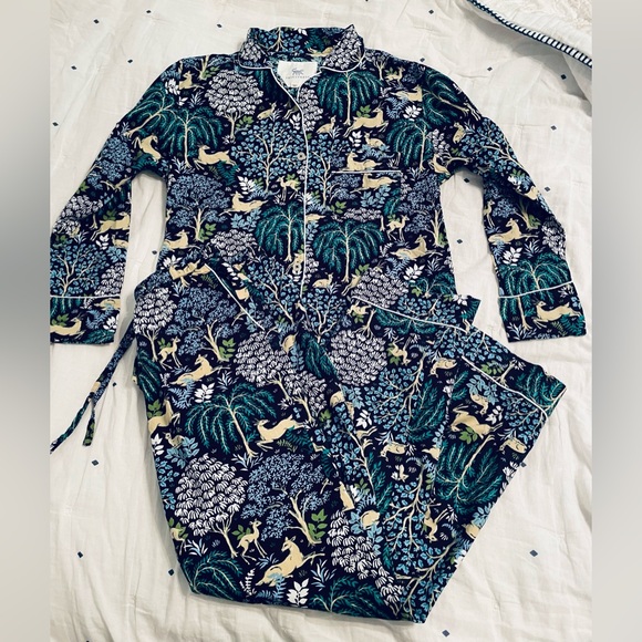 Printfresh Other - Printfresh Women's Pajama Set in Navy and Teal Forest Design